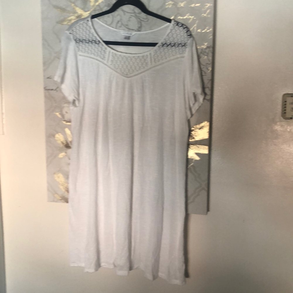 T-shirt dress with embroidery